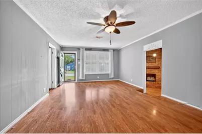 517 W Bullock Street, Denison, TX 75020 - Photo 7