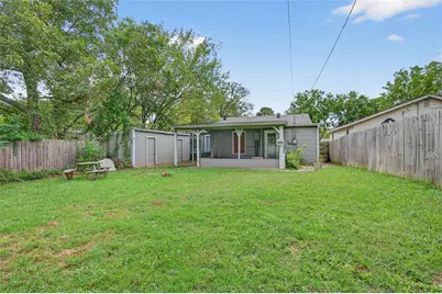 517 W Bullock Street, Denison, TX 75020 - Photo 27