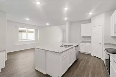 9956 Dynamics Drive, Fort Worth, TX 76131 - Photo 5