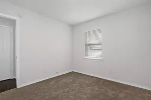 1201 Crockett St, Garland, TX 75040 - Photo 13