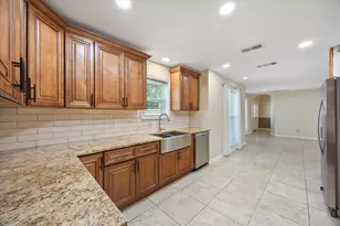 211 Rockbrook Dr, Rockwall, TX 75087 - Photo 11