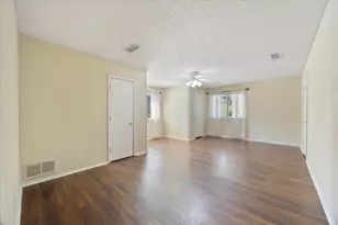 211 Rockbrook Dr, Rockwall, TX 75087 - Photo 25