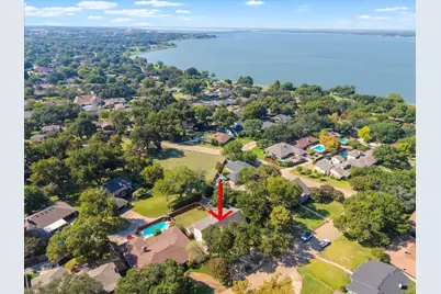 211 Rockbrook Drive, Rockwall, TX 75087 - Photo 3