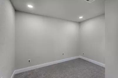 1309 Pine Street, Bonham, TX 75418 - Photo 9