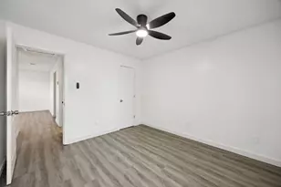 809 W Broadus Ave, Fort Worth, TX 76115 - Photo 13