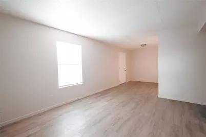 104 N Heights Drive, Crowley, TX 76036 - Photo 3