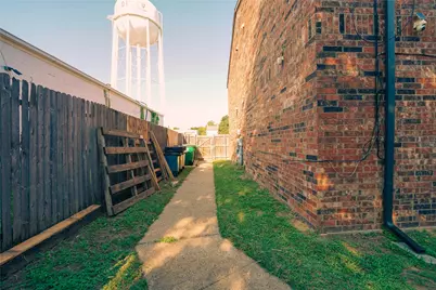 104 N Heights Drive, Crowley, TX 76036 - Photo 35