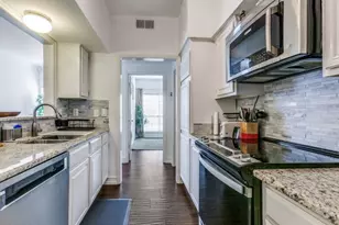 3550 Country Square Dr, Carrollton, TX 75006 - Photo 7