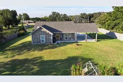 305 Main Street, Montague, TX 76251 - Photo 33