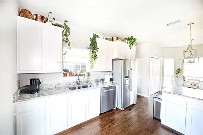 305 Main Street, Montague, TX 76251 - Photo 9