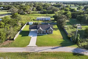 305 Main St, Montague, TX 76251 - Photo 35