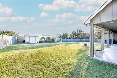 305 Main Street, Montague, TX 76251 - Photo 19