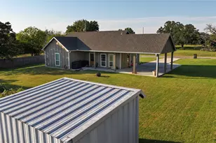 305 Main St, Montague, TX 76251 - Photo 23