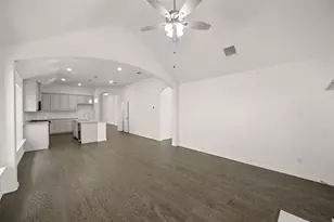 7745 Gatevine Ave, Joshua, TX 76058 - Photo 9