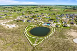 9545 Lynx Xing, Godley, TX 76044 - Photo 39