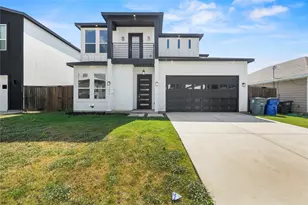 1916 Shaw St, Dallas, TX 75212 - Photo 1