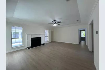 1500 Hyde Park Boulevard, Cleburne, TX 76033 - Photo 9