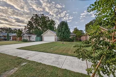 5809 Blackmore Avenue, Fort Worth, TX 76107 - Photo 5