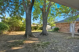 1500 Primrose Ln, Cisco, TX 76437 - Photo 33