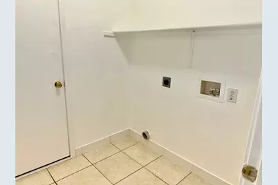 805 Gillon Drive, Arlington, TX 76001 - Photo 9