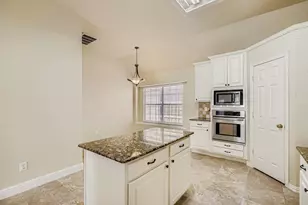 5200 Teddington Park Dr, Plano, TX 75023 - Photo 11