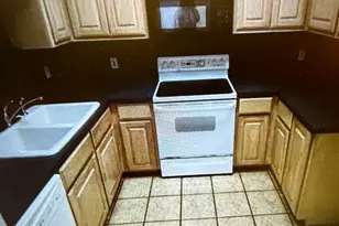 322 W Anderson St, Weatherford, TX 76086 - Photo 3