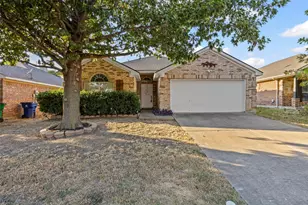 143 Oregon Tr, Waxahachie, TX 75167 - Photo 1