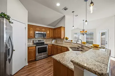 143 Oregon Trail, Waxahachie, TX 75167 - Photo 9