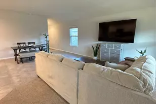 421 Beekeeper Dr, Fort Worth, TX 76131 - Photo 5