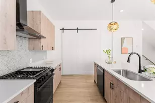 2015 N Prairie Ave, Dallas, TX 75204 - Photo 13