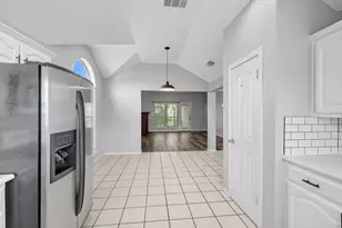 1016 Sagewood Ln, Saginaw, TX 76131 - Photo 9