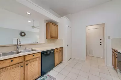 2020 Hearthside Lane, Garland, TX 75044 - Photo 11