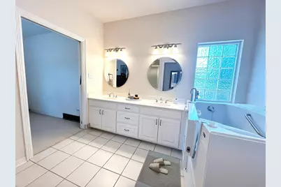 906 Van Winkle Circle, Athens, TX 75751 - Photo 5