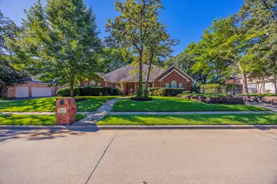 8932 Thornberry Drive, North Richland Hills, TX 76182 - Photo 37