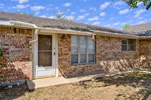 6812 Sundance Circle, Joshua, TX 76058 - Photo 3