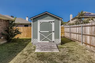 608 Piper Dr, Saginaw, TX 76179 - Photo 25