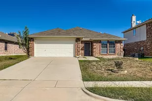 608 Piper Dr, Saginaw, TX 76179 - Photo 1