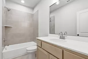 697 Fossil Wood Dr, Saginaw, TX 76179 - Photo 15