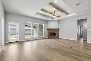 697 Fossil Wood Dr, Saginaw, TX 76179 - Photo 7