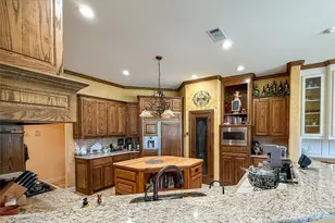 114 Redtail Ct, Weatherford, TX 76088 - Photo 13