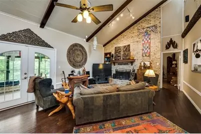 6049 W Red Bird Lane, Dallas, TX 75236 - Photo 5