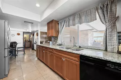 7626 Ashcrest Lane, Dallas, TX 75249 - Photo 3