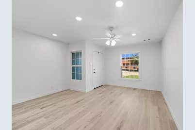 4533 Geddes Avenue, Fort Worth, TX 76107 - Photo 11