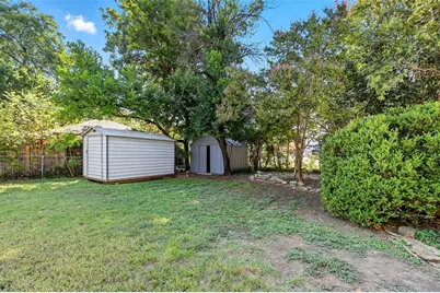 4533 Geddes Avenue, Fort Worth, TX 76107 - Photo 39