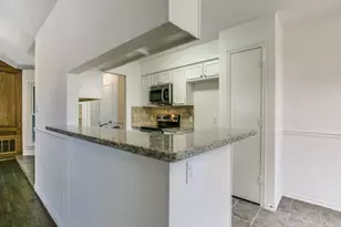 2411 Bayberry Ln, Euless, TX 76039 - Photo 11