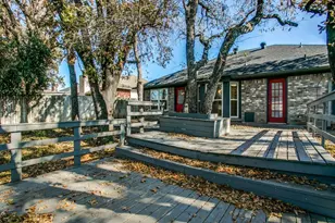 2411 Bayberry Ln, Euless, TX 76039 - Photo 25