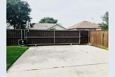 8218 Luna Drive, Rowlett, TX 75088 - Photo 35