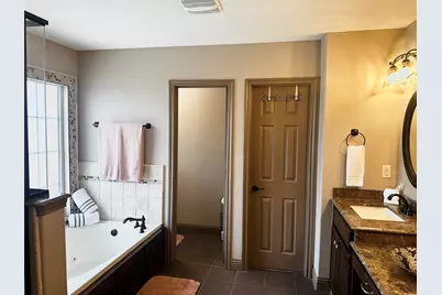 8218 Luna Drive, Rowlett, TX 75088 - Photo 17