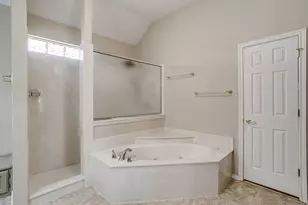 2212 Summit Dr, Burleson, TX 76028 - Photo 27