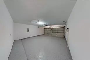 8343 Crystalwood Dr, Dallas, TX 75249 - Photo 19